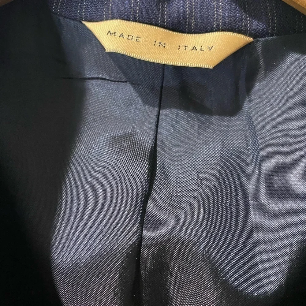 Donna Karen Signature Italian  2-Button Suit Set
